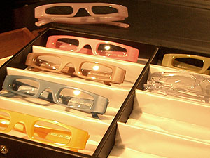 Michel Henau: Cooles Acetatdesign aus Belgien 