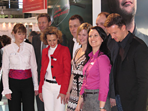 Call Cécile: Sabine Schimsa, Guido Buchwald, Daniela Grumbach, Peter Schwind, Jessica Kastropp, Prof. Wolfgang Sickenberger, Katja Lenditsch und Fredi Bobic