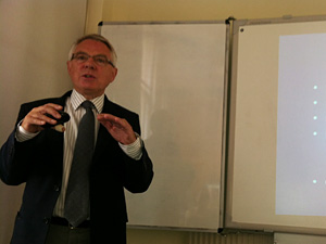 Dr. Michael Port