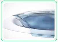 dringt auch in die Kontaktlinsen-Matrix ein