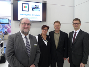 Geschäftsführer Martin Himmelbach (IPRO), Marion Götz (IPRO Marketing), Jörg Tischer und Dr. Heiko Pult 