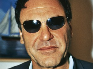 Oliver Stone