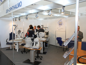 Vollautomatische Funduskamera bei JEN-OPTHALMO