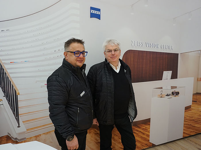 Axel Brander, Regional Sales Manager Austria und Werner Brunbauer, Director of Sales Austria & Slovenia erklären die Vorteile von VISIOCONSULT