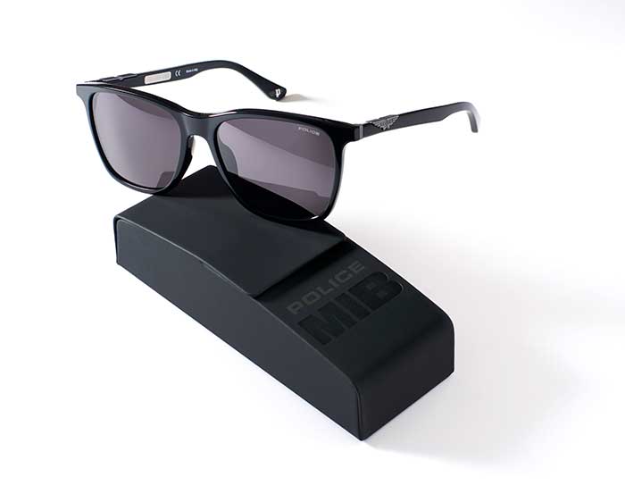 DeRigo_1-SPL872-with-case