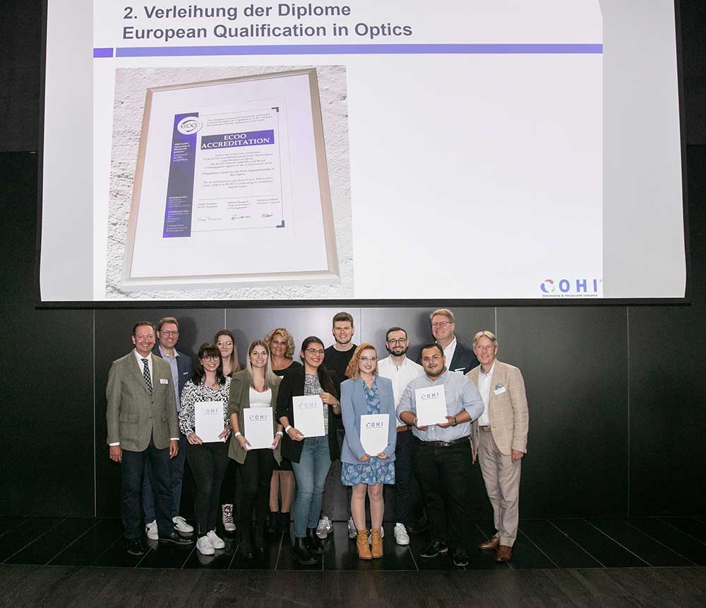 Im Rahmen vom OHI UPDATE 2022 erfolgte zudem die feierliche Verleihung der European Qualification in Optics für die Absolventen in Europa