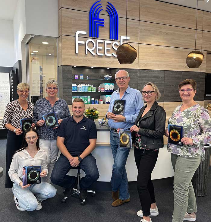 Endverbraucher zeigen sich von der hochdetaillierten Makro-Aufnahme ihrer Augen beeindruckt