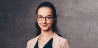 Loreen Roth von der BHT erhält den R+H Wissenschaftspreis 2024 für Augenoptik