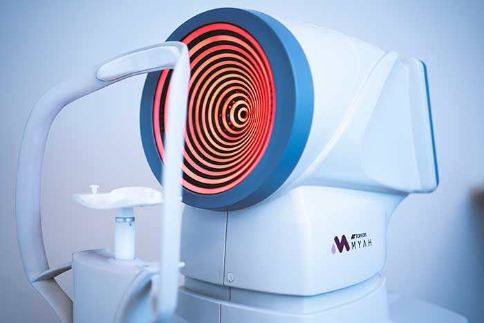 MYAH – Topographie-System kombiniert mit smartem Myopie-Management