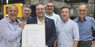 Rupp + Hubrach erneut bester Brillenglaslieferant Deutschlands